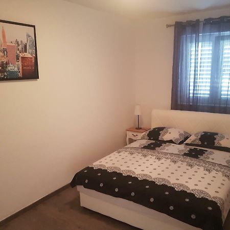 Apartments M&E Mokošica Екстериор снимка