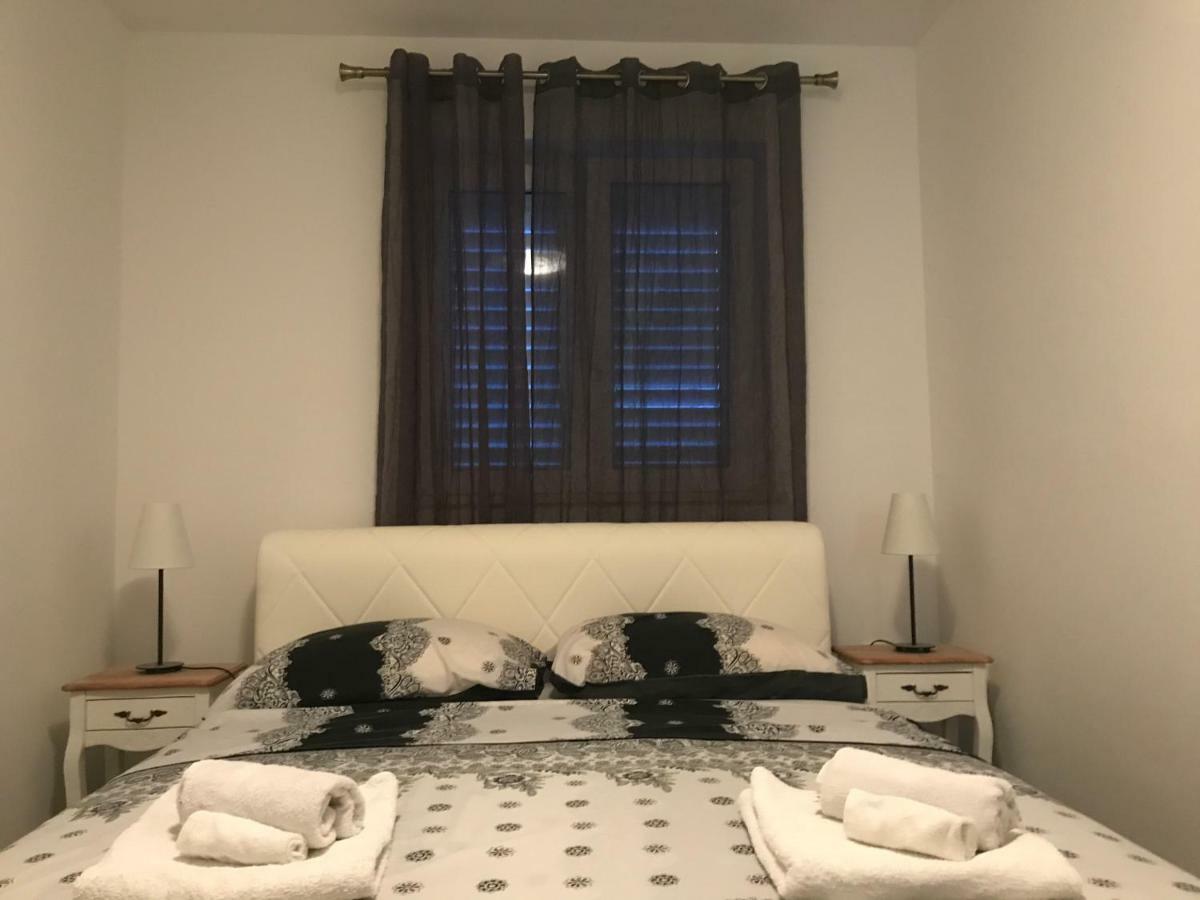 Apartments M&E Mokošica Екстериор снимка